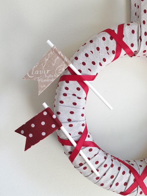 Danish Wreath - add the flags