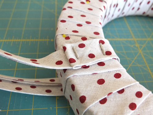 Danish Wreath - make the handle