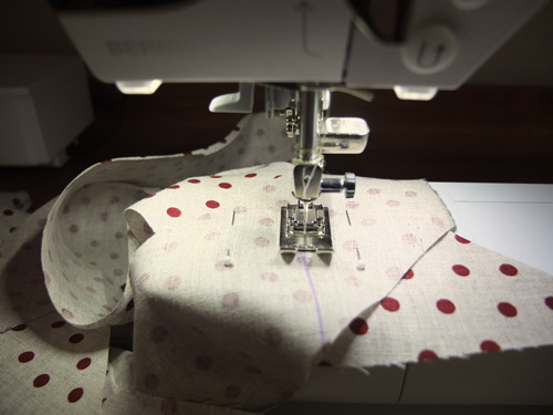 Danish Wreath - make bias strips