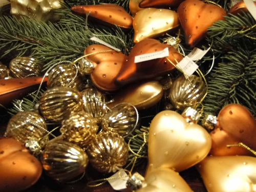 golden holiday ornaments - hearts and nuts