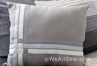 How to Make a Bias Tape Throw Pillow