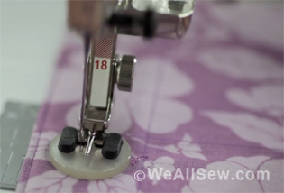 BERNINA International - button-sew-on-foot-18