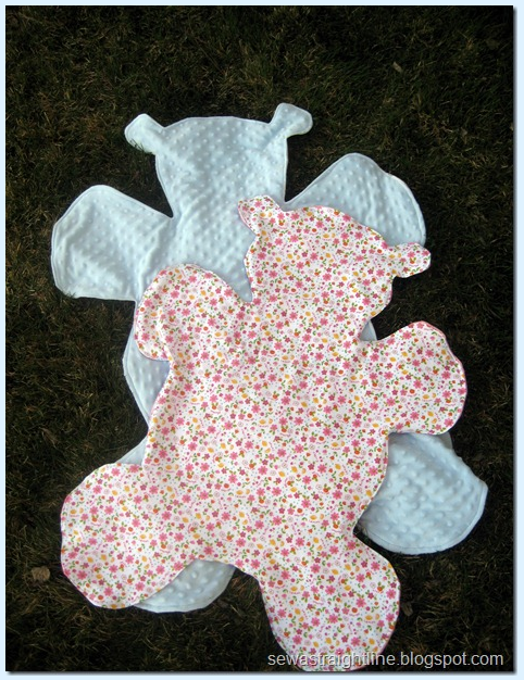Cuddly bear baby blankets