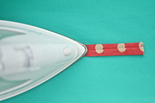 Luggage Tag by Nicole - free tutorial