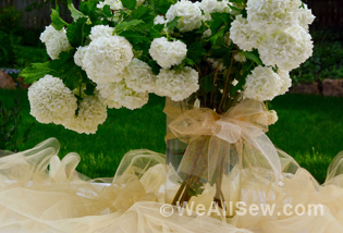 DIY Ruffled Tulle Table Runner