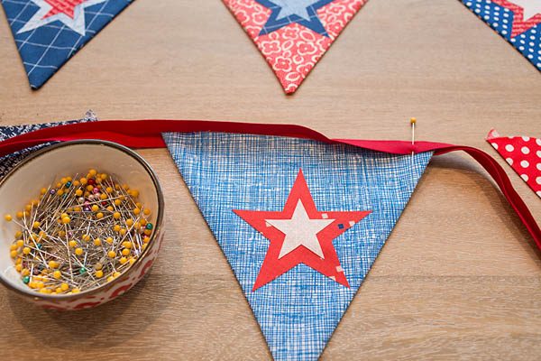 BERNINA 4th of July Bunting Tutorial