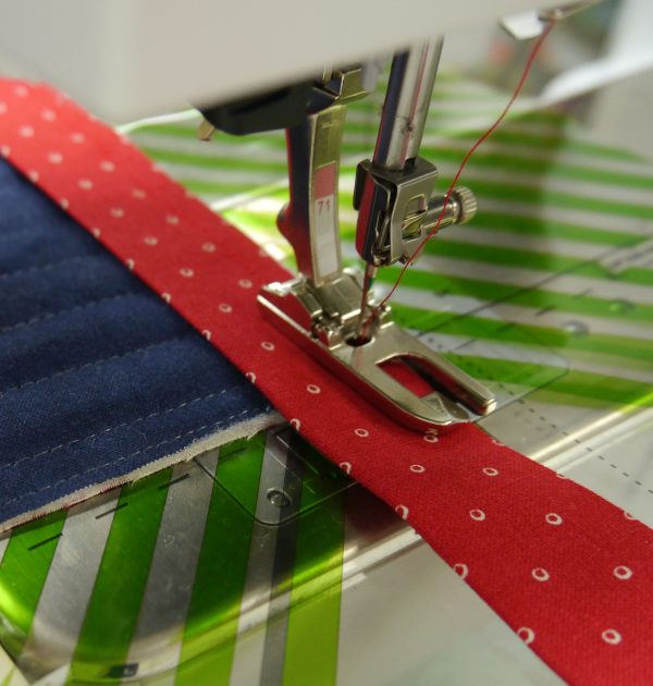 How to Sew a Patriotic Patchwork Tablerunner