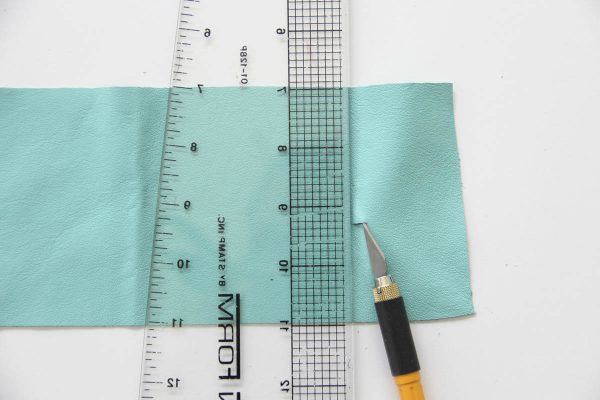 Leather iPhone Purse Tutorial - cutting slits
