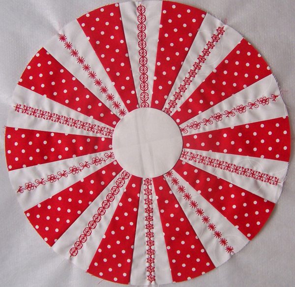Peppermint Candy patchwork pillow tutorial