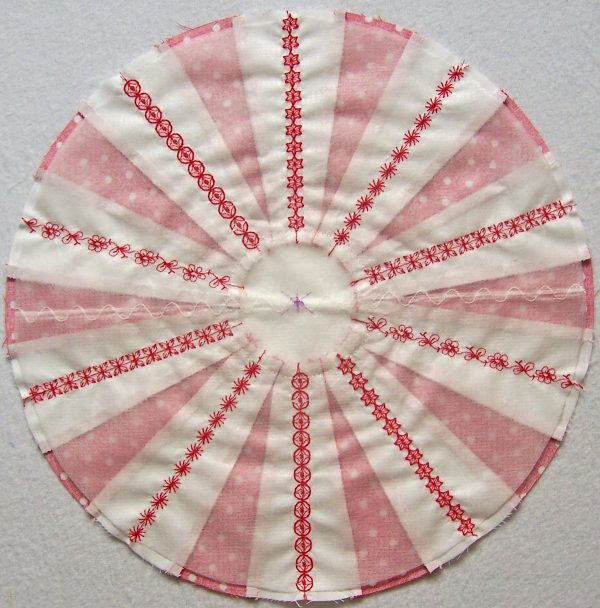 Peppermint Candy patchwork pillow tutorial