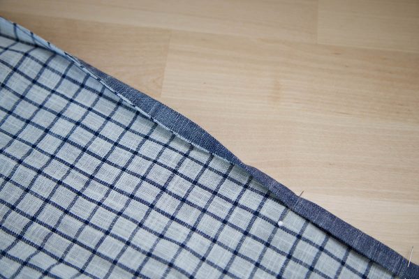 Garden Frock Tutorial - Hemming the sides