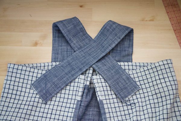 Garden Frock Tutorial - Attaching the straps