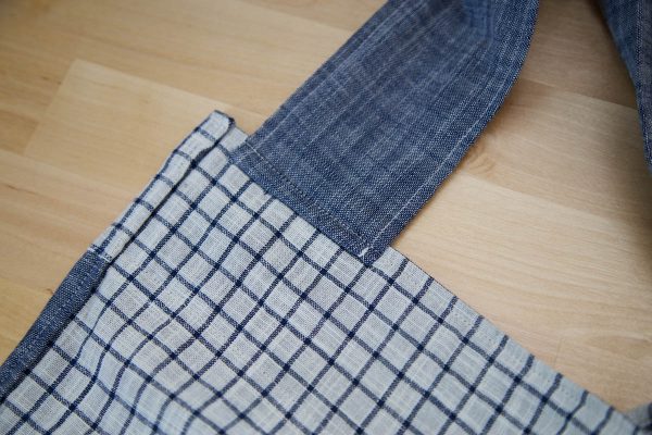 Garden Frock Tutorial - sewing the straps