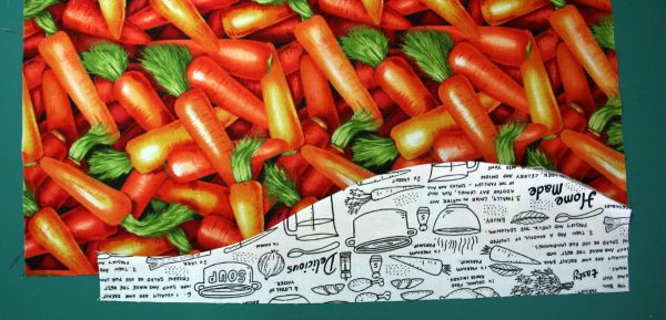 Recycle old canvas bags into made-over market bags with this tutorial