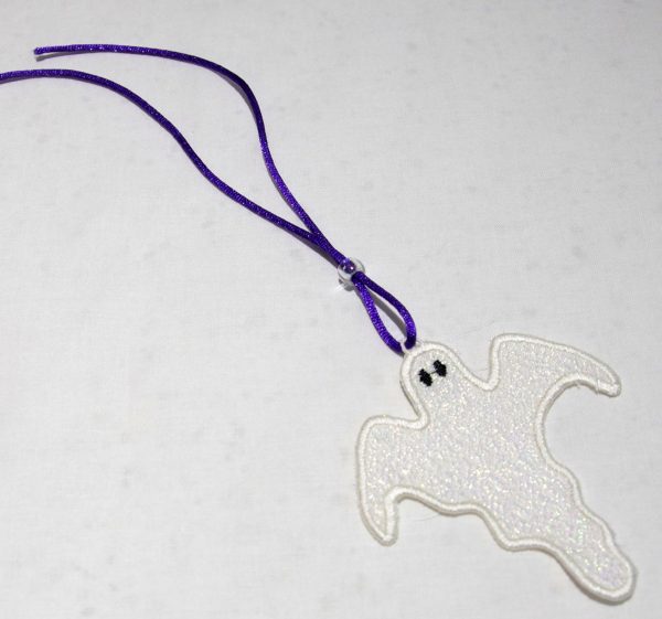 How to make a Halloween BOO wall hanging