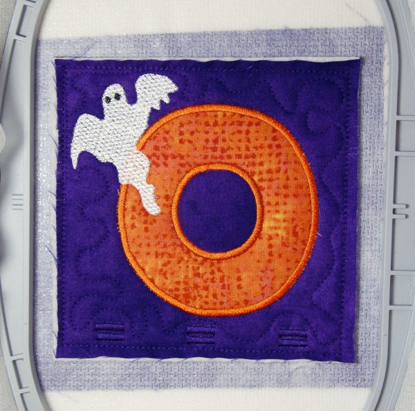 How to make a Halloween BOO wall hanging