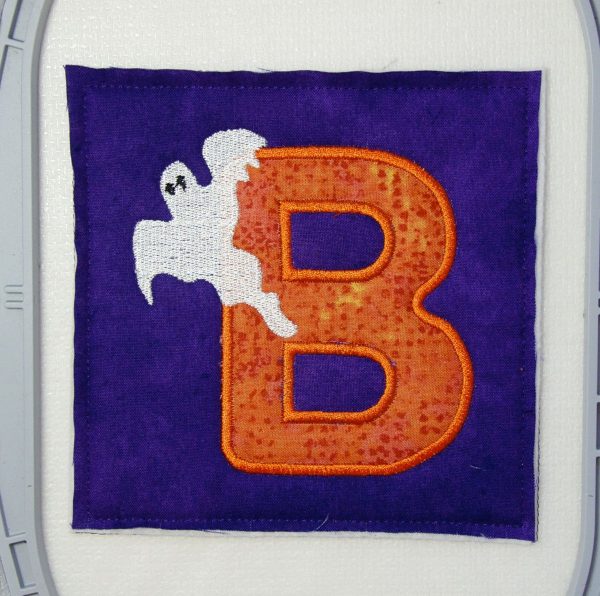 How to make a Halloween BOO wall hanging