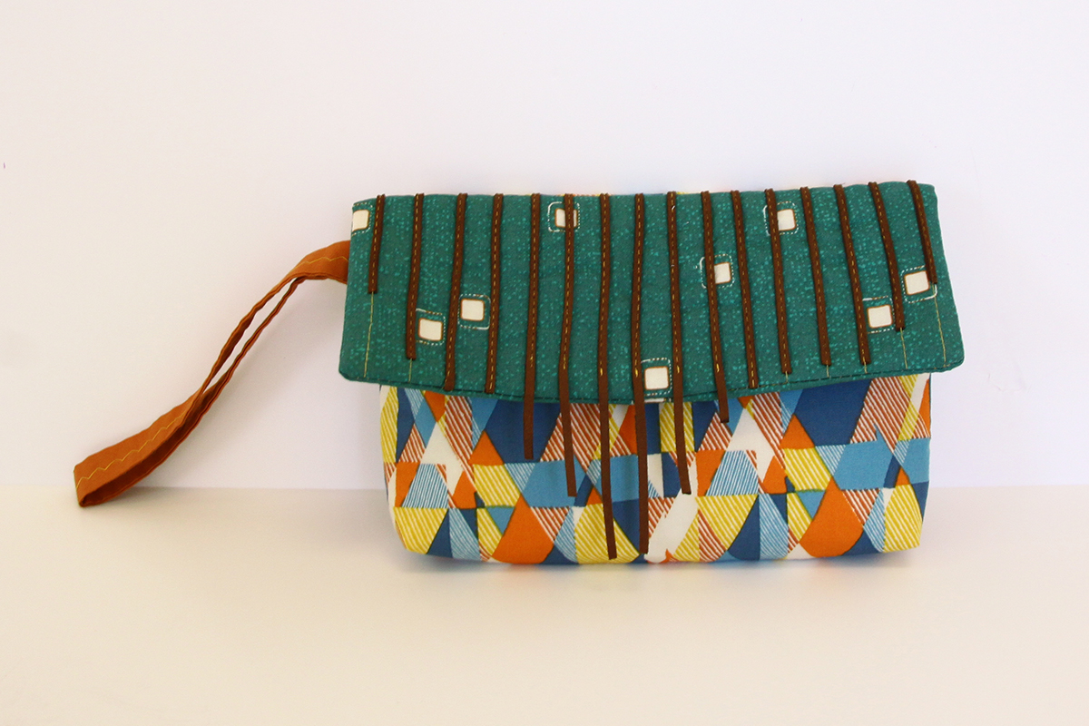Falling Fringe Clutch Video Tutorial