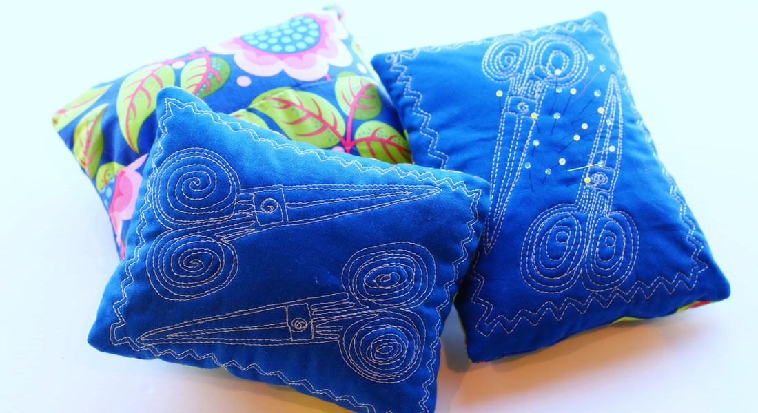 Scissors Motif Pincushion Tutorial