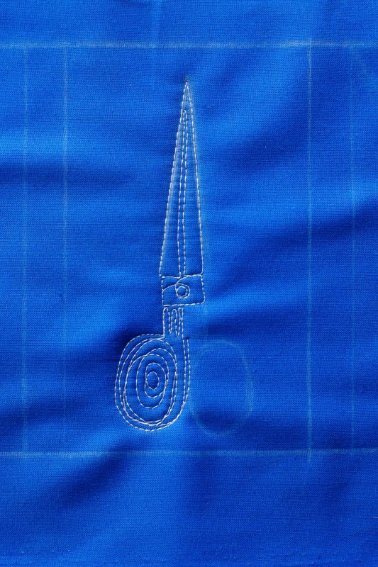 Scissors Motif Pincushion Tutorial