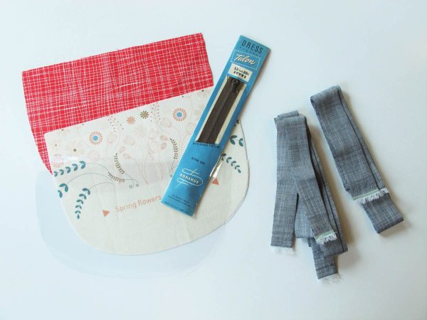 Vinyl Zip Pouch Tutorial - Materials