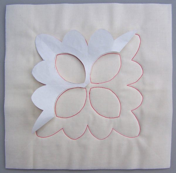 No-Mark Quilting Tip - reveal stitched design