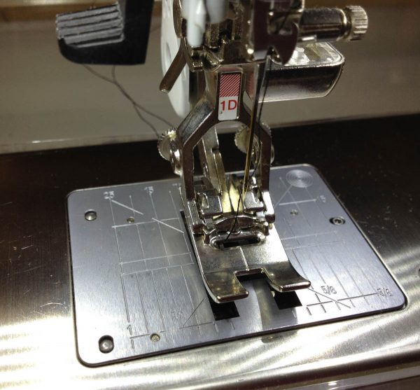 BERNINA Reverse Pattern Foot #1D