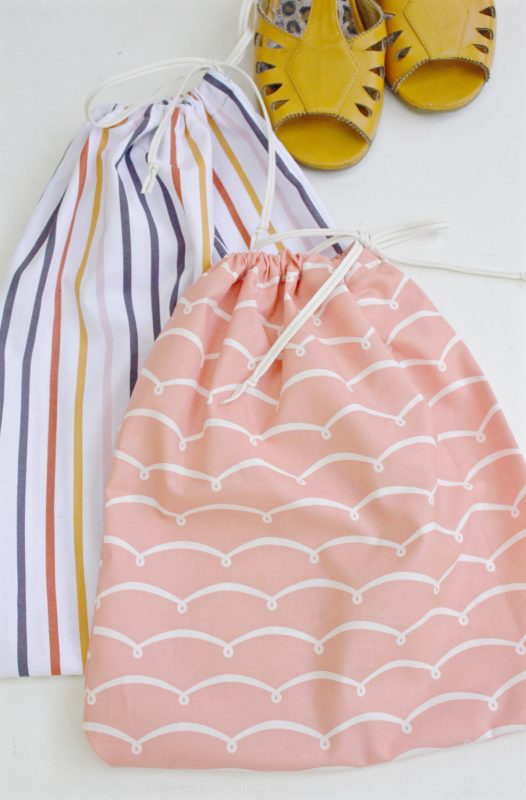 DIY 10-minute shoe bags finished