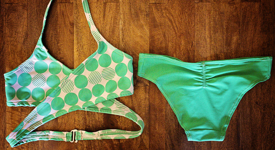 Swimsuit elastic coverstitch tip