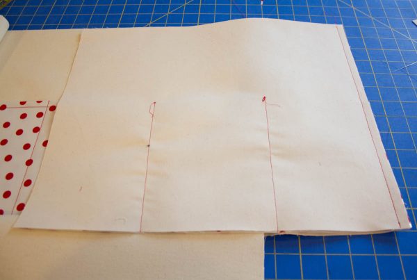 Oilcloth-lined Garden Tote Tutorial - sew panel pieces