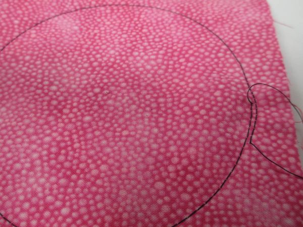 How to Create Yo-Yos with the BERNINA Circular Embroidery Attachment - creating the circle