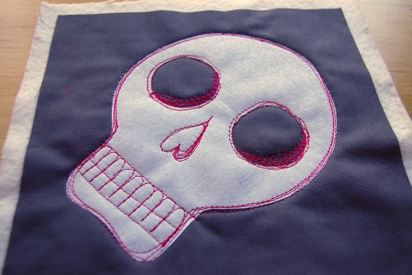 Sugar skull mug rug