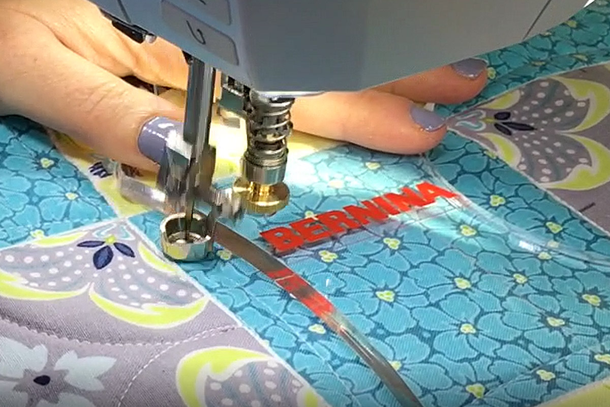Adjustable ruler work foot 72 tips and tricks