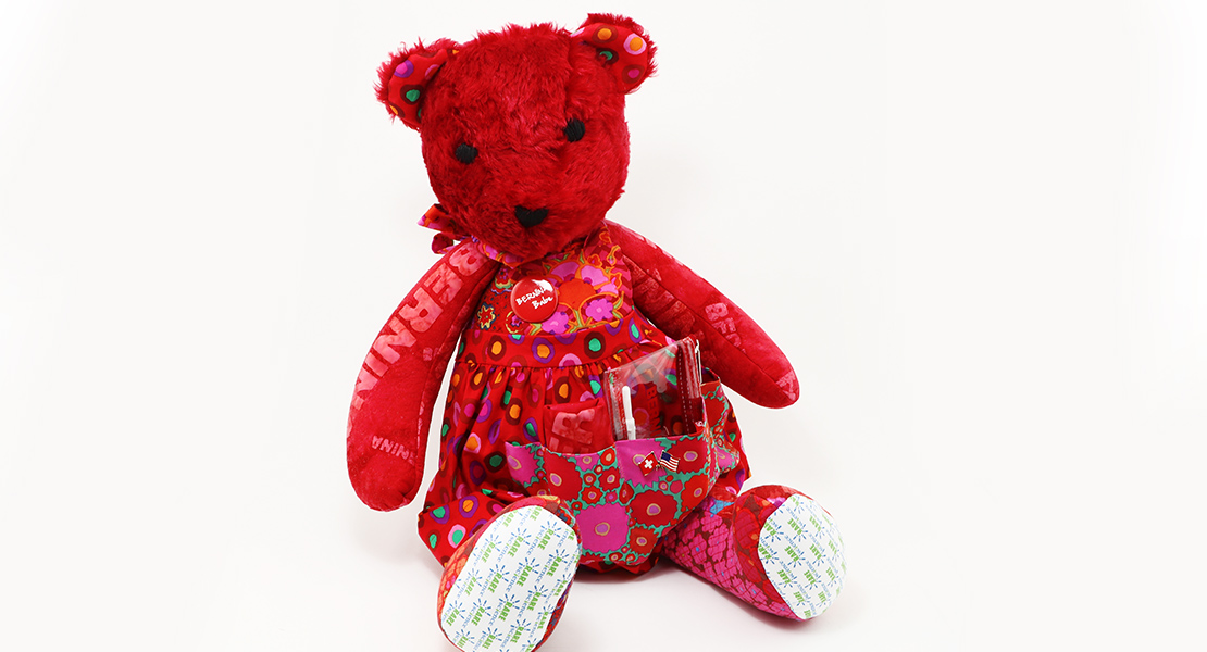 BERNINA sews a RARE Bear