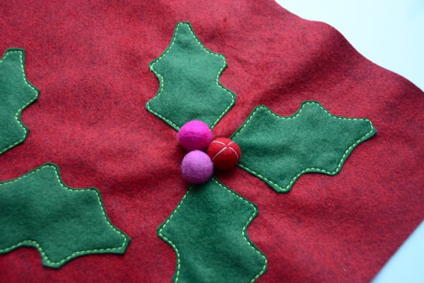 Felt Holly Berry Pillow Pom Poms-4963