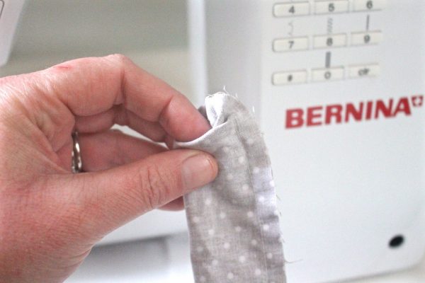 Reusable washable lunch bag Tutorial step thirteen: turn the strap right way out