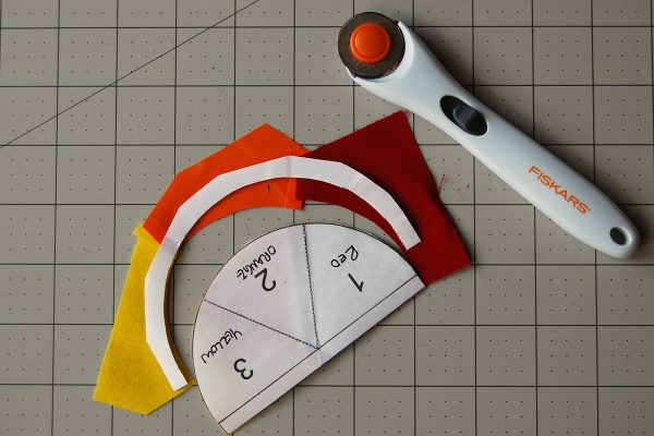 Color wheel pincushion tutorial 1200 x 800 31