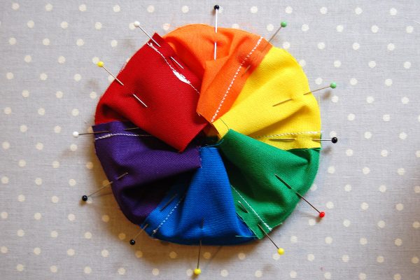 Color wheel pincushion tutorial 1200 x 800 50