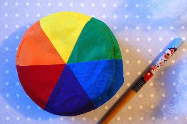 Color wheel pincushion tutorial 1200 x 800 59