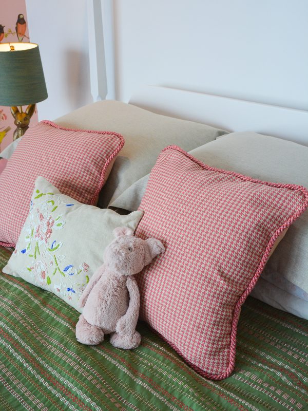 Corded Pillow Cover DIY-360