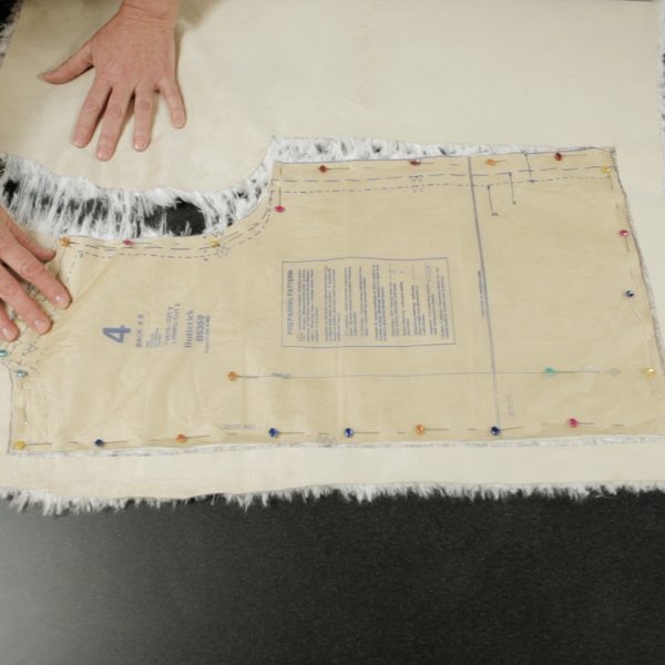 Faux Fur Vest Tutorial-pulling apart the fur pieces