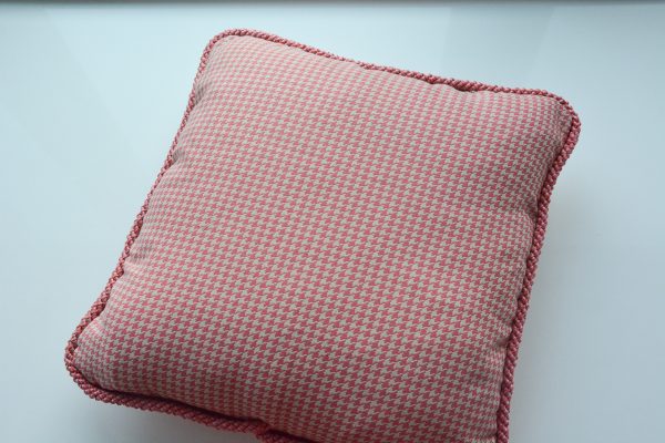 How to Sew Corded Square Pillow-316