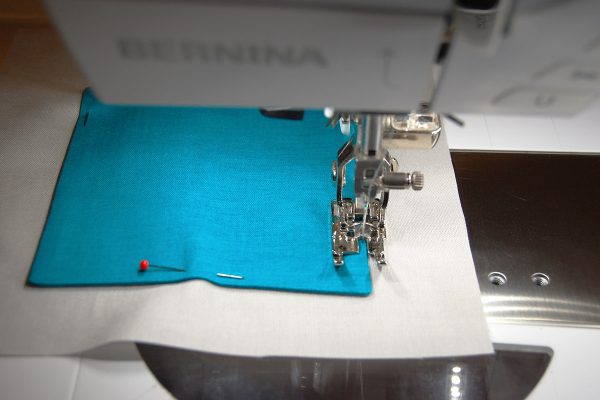 Color block zipper pouch tutorial