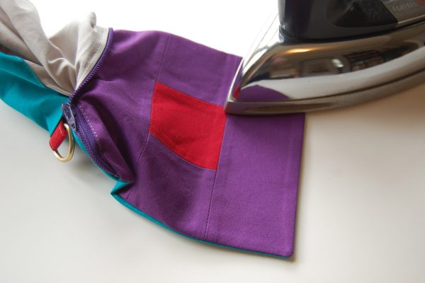 Color block zipper pouch tutorial