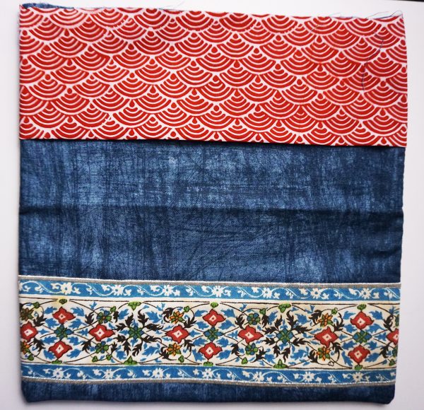 afikmoan 4 flip pocket to the front and press fold