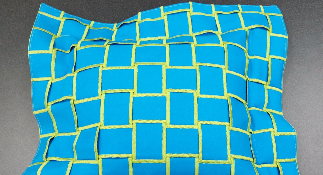Flange Pillow with distinctive edge