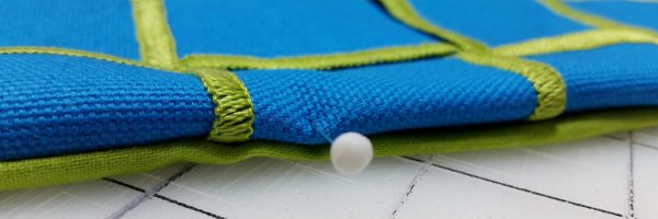 Flange Pillow Tutorial-edge stitch lining