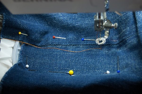 Moving the hoop to the endposition of the embroidery design