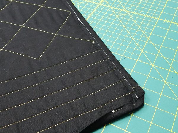 Shoofly Block Placemats-Wrap to back