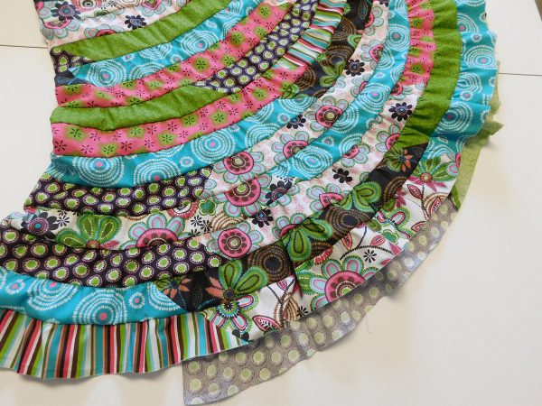 Spiral strip skirt tutorial